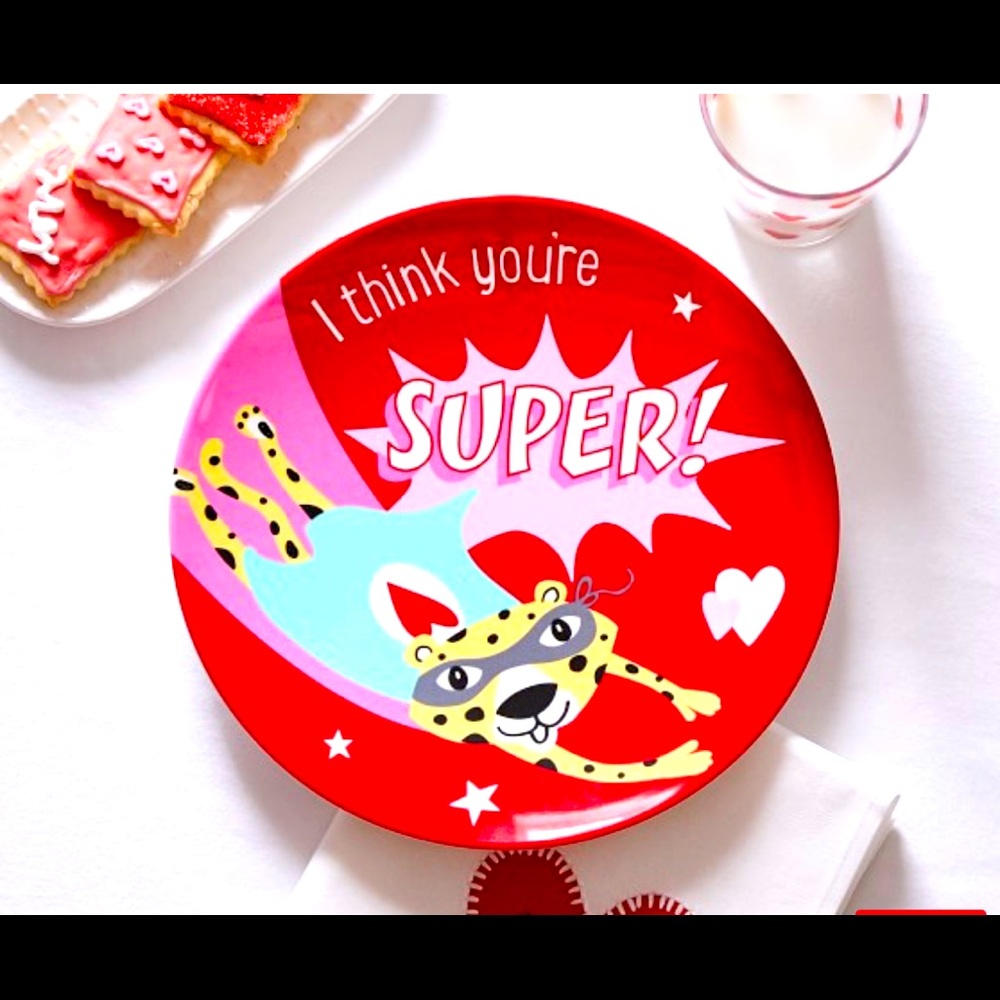 NEW Pottery Barn Kids valentine plates set of 2